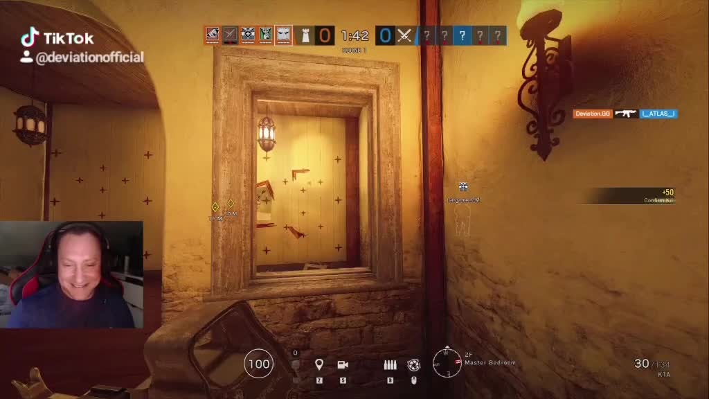 Rainbow Six: Memes - When you steal @OfficialXyla 's kill 😂  video cover image 1