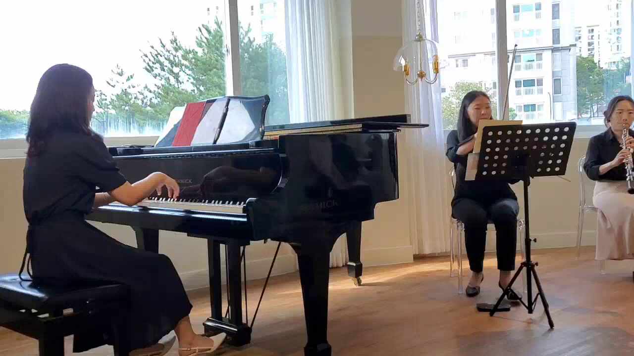 2번째 스튜디오 사진