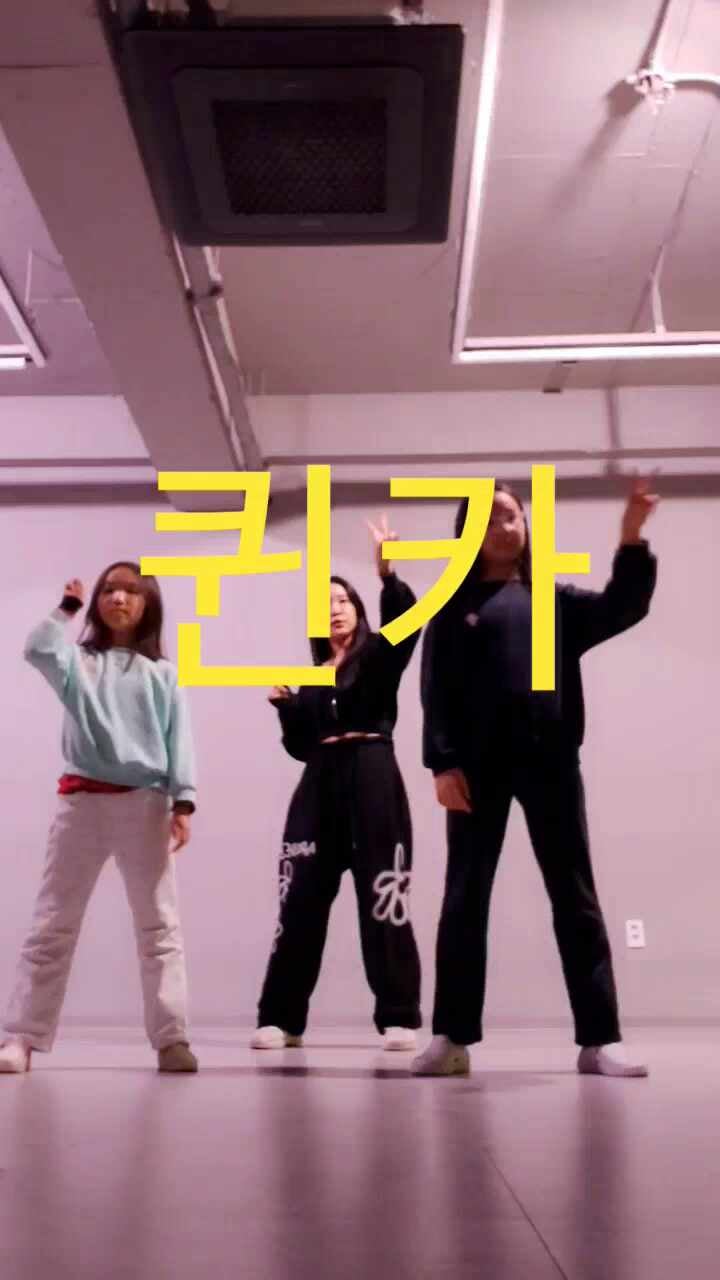 2번째 스튜디오 사진