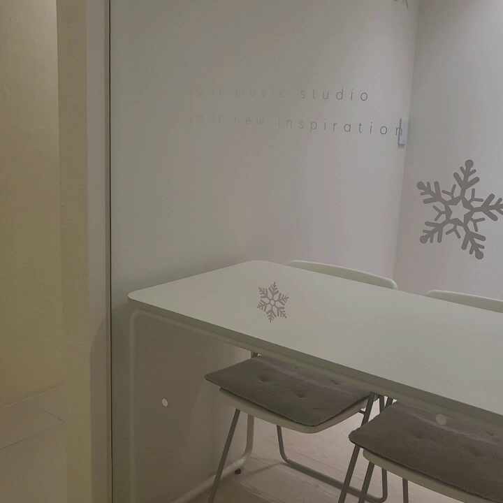 2번째 스튜디오 사진