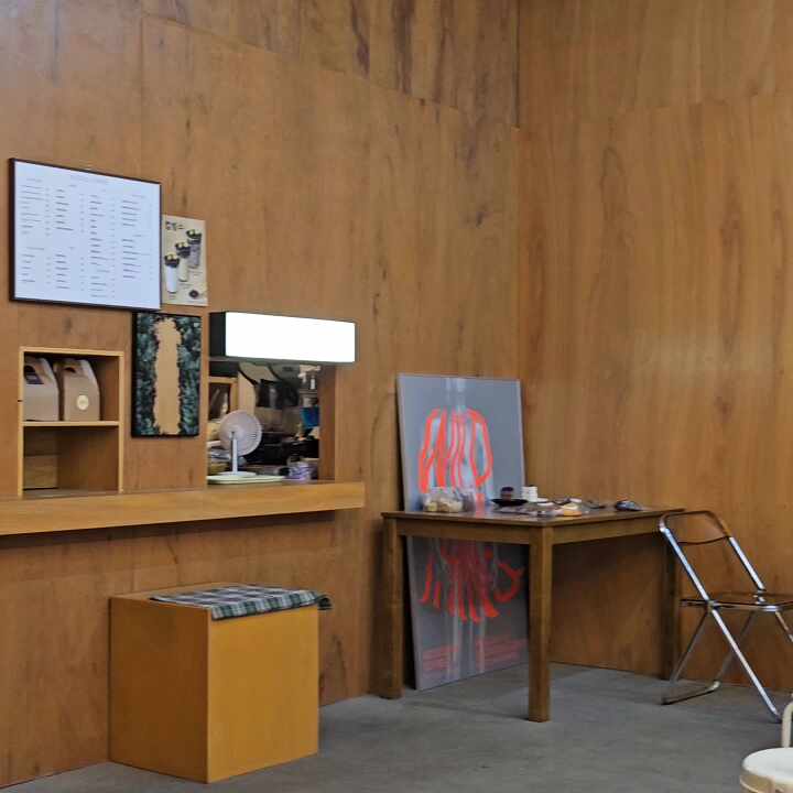 Visitor review