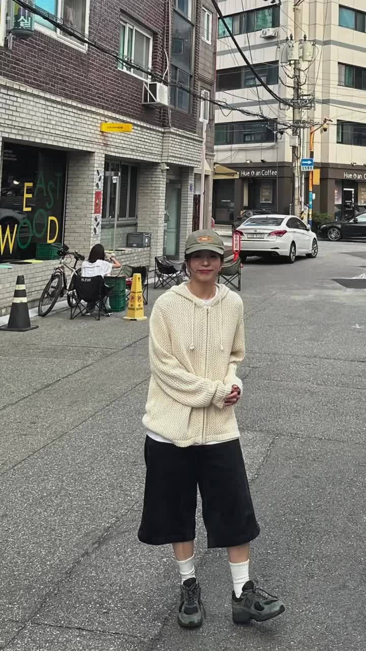 ✳️極美品 DELUXEWARE ヘンリーネック グレー スウェット 남자 맨투맨 | SHOP | KREAM