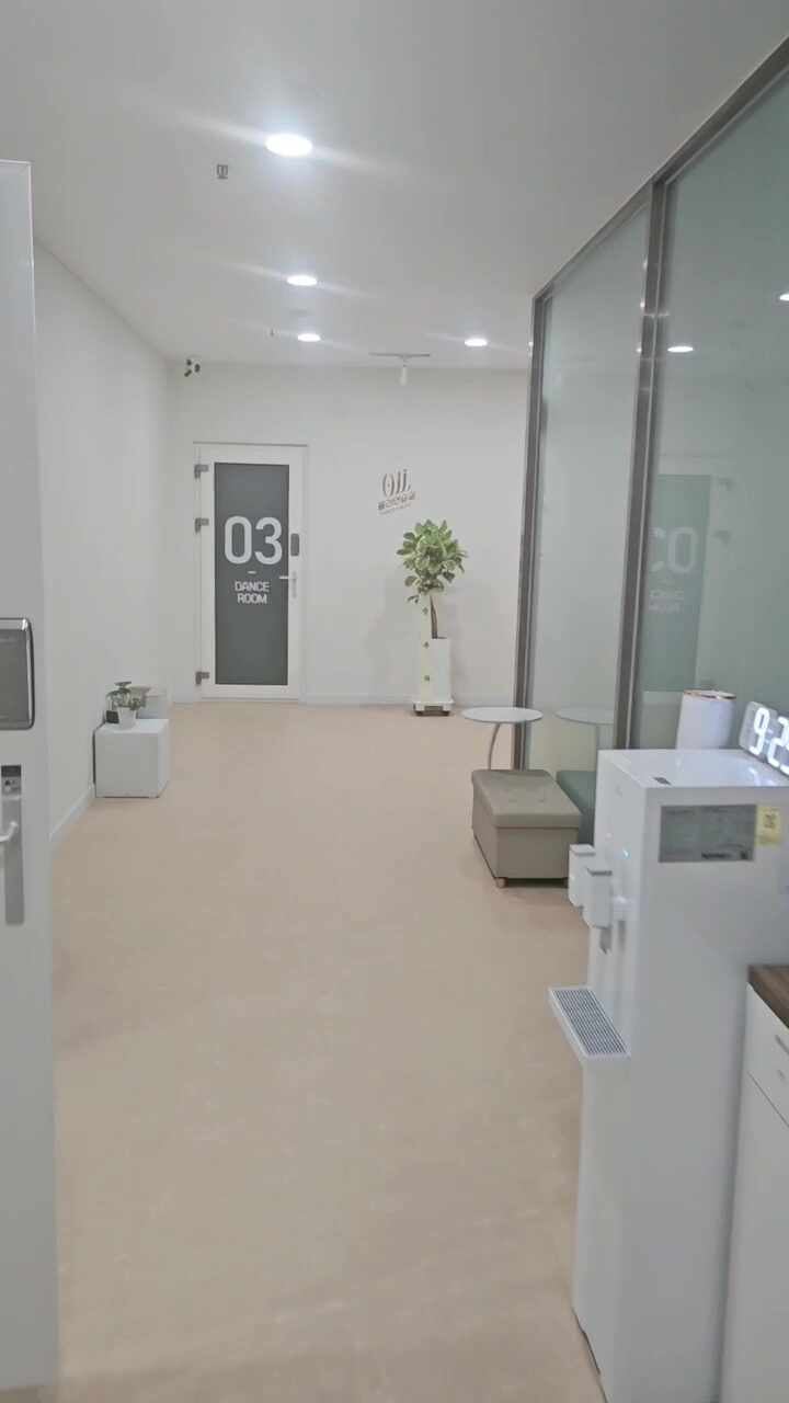 2번째 스튜디오 사진