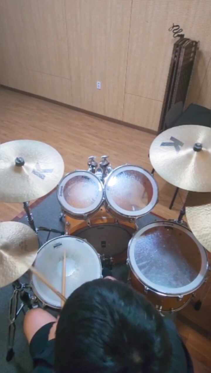 2번째 스튜디오 사진