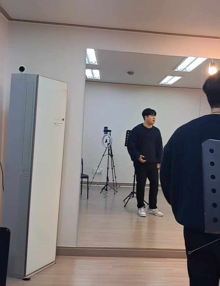 2번째 스튜디오 사진