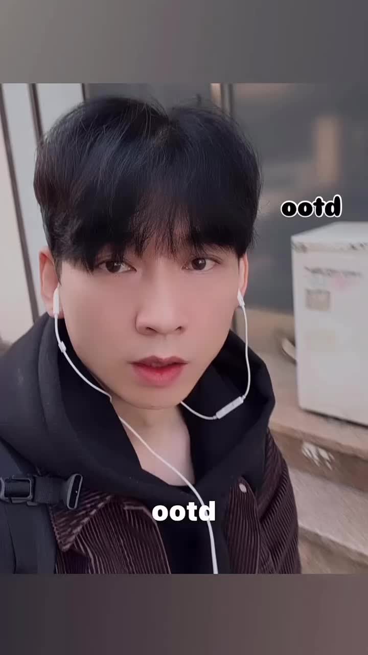 슈프림 Hav-A-Hank 반다나 멀티컬러 (3개 세트) - 24SS