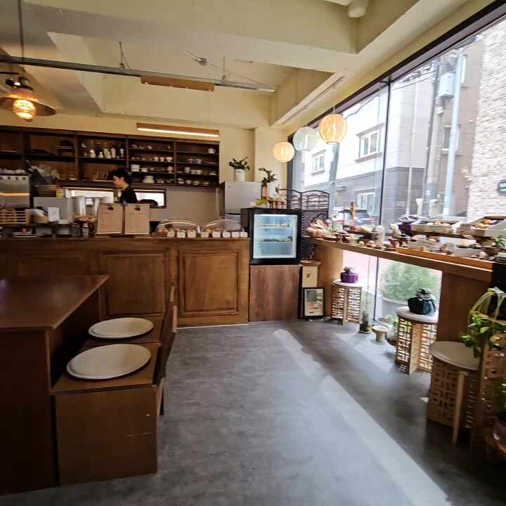 Visitor review