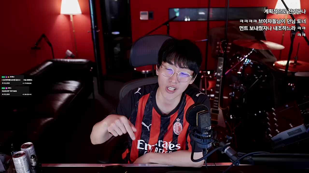 게임대회가 떨리는 15년차 뮤지션