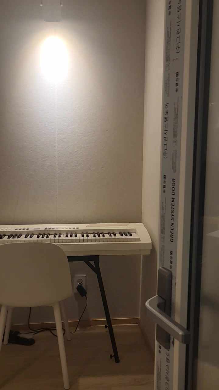 2번째 스튜디오 사진