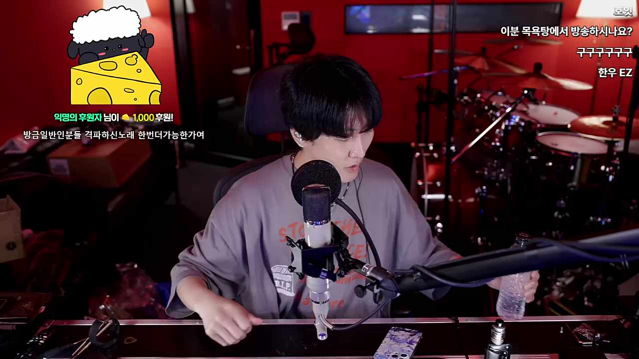 저사람들 노래 ㅈㄴ 잘하는사람들이라고 ㅋㅋㅋㅋ