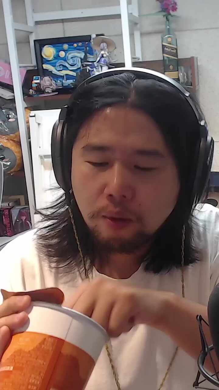 음~ 카라멜 빱콘을 샀또니 프레쩰이 들어이짜나?