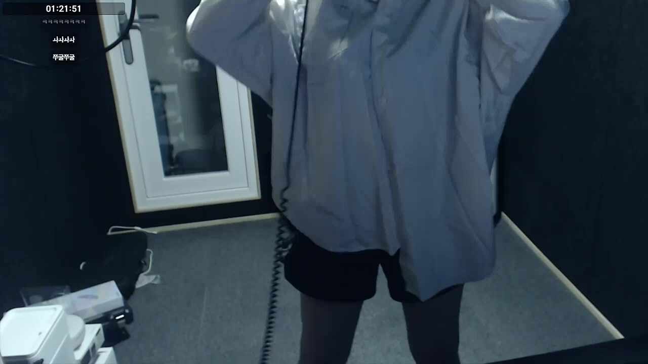 역동적인 춤선 (테리 익명도네 - 예쁜 엉덩이니)