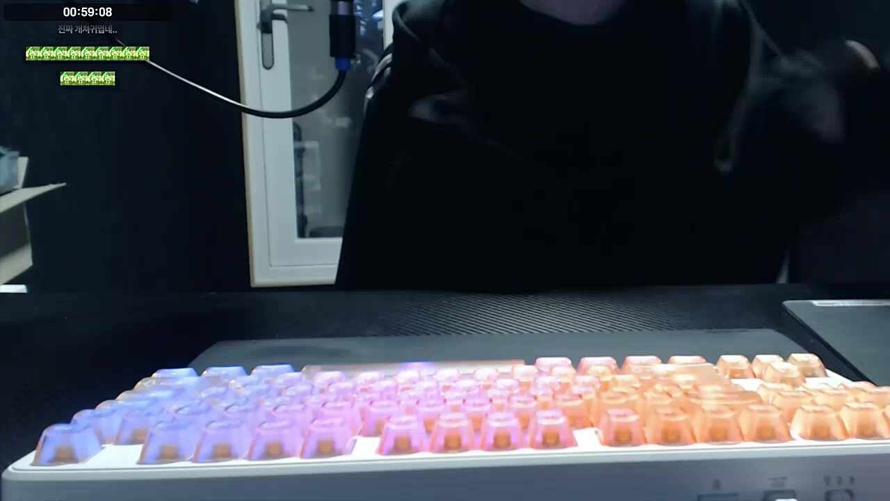 부끄부끄 네모네모