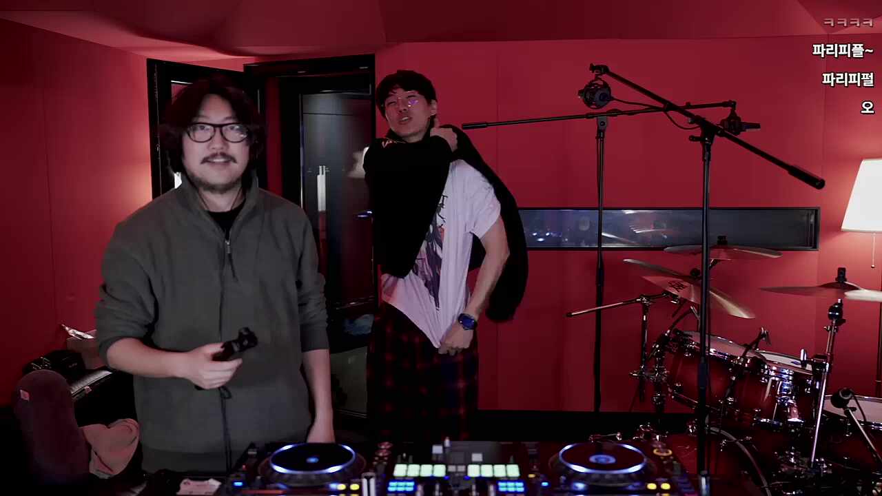 티셔츠 꼬라지(?)가