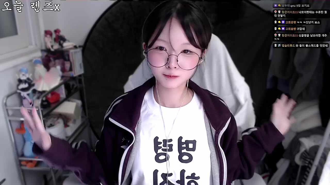 3등하고 신난 냐모이