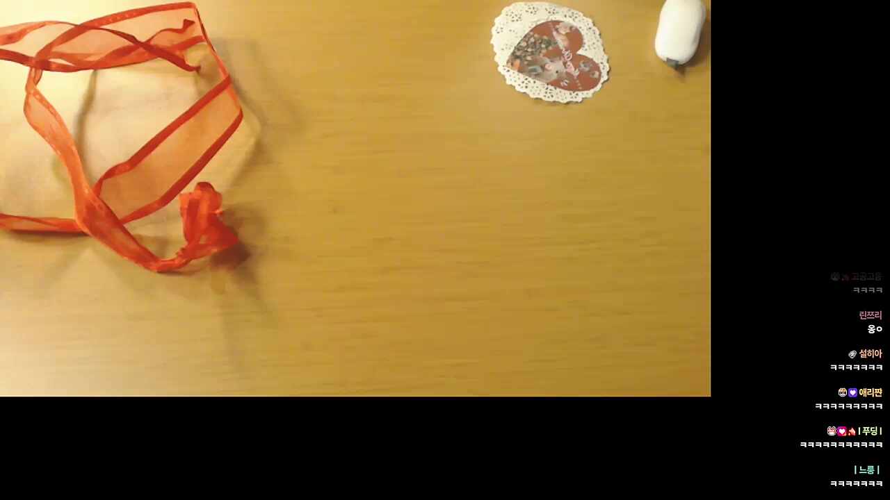 햄찌 인형 찌부시키는 하루 ㅋㅋㅋㅋ