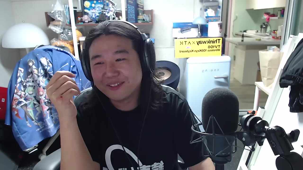 뭔 삼각 각을 잡아 ㅈㄹ ㅋㅋㅋ